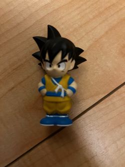 Son Goku soft vinyl mini figure from the Bandai Sofbits Dragon Ball 2 collection