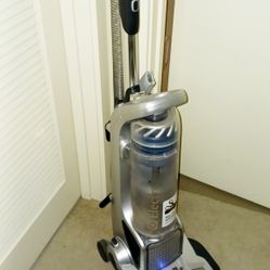 Electrolux Precision Self Cleaning Roller Brushes And Bagless Dual Hepa Filters! 