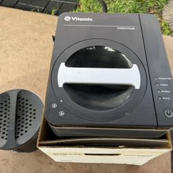 Vitamix Foodcycler Composter FC-50