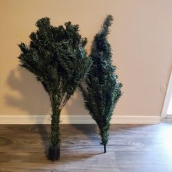 4 Foot Christmas Tree With Stand
