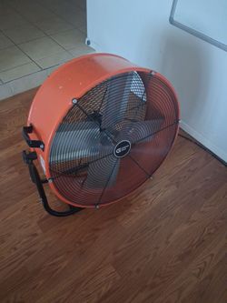 Commercial fan