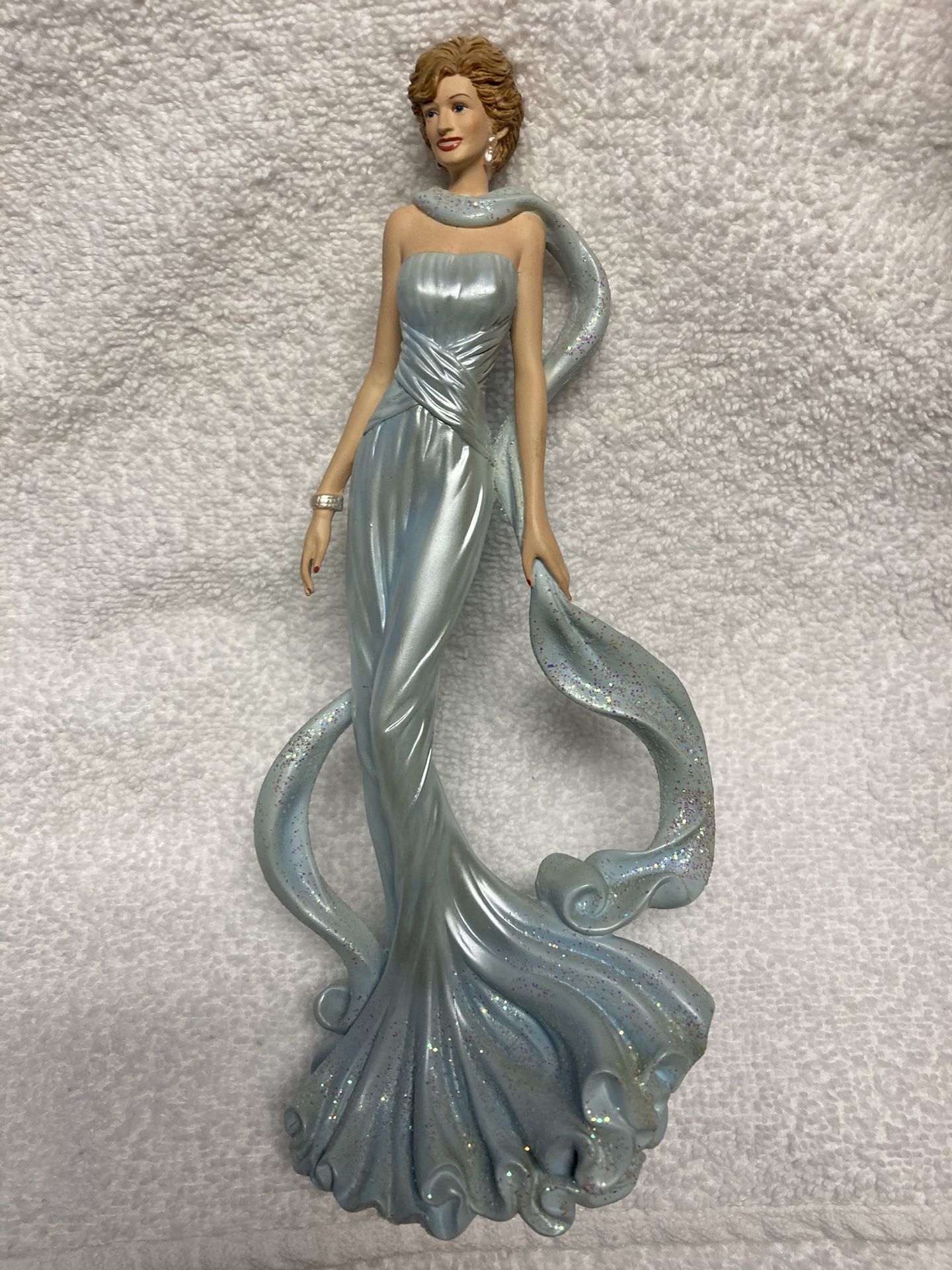 Vintage Princess Diana 7 1/2” inch Figure