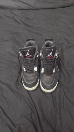 Jordan4 black canvas