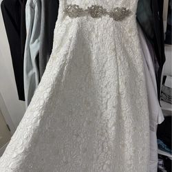 Wedding dress
