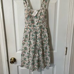 Flowery Dress 