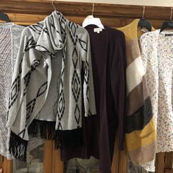 5 Woman’s Cardigans Size Small 