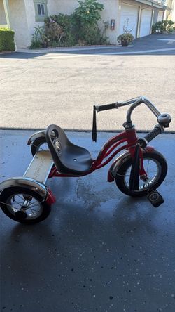 Schwinn child bike