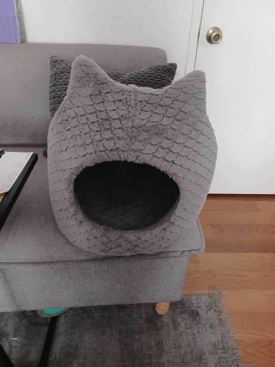 Cat Bed