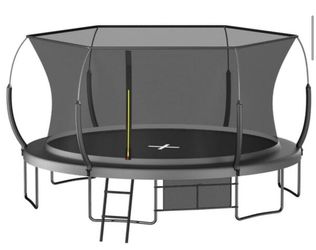 14’ Trampoline