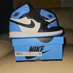 AIR JORDAN 1 RETRO 