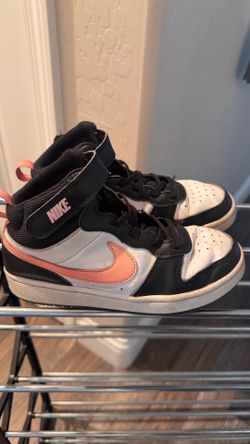 Girls nike