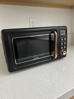 Costway Retro Black And Rose Gold Microwave