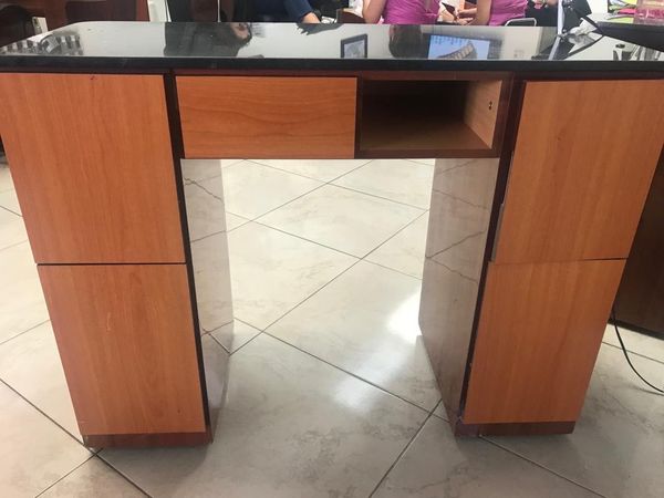 Manicure Table For Sale >> Manicure Table Station Spa For Sale In Miami Fl Offerup Manicure Table For Sale >> Manicure Table Station Spa For Sale In Miami Fl Offerup