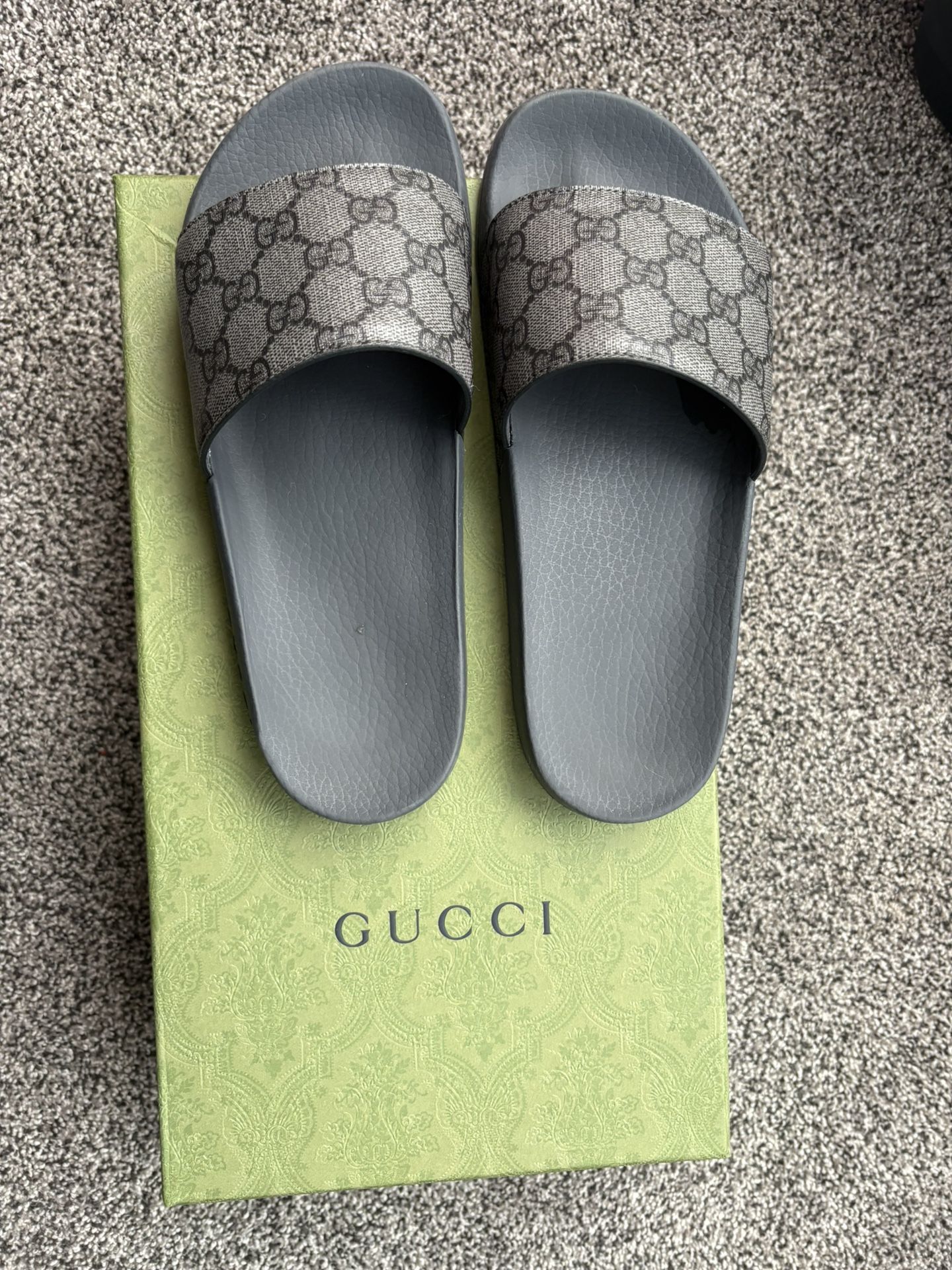 Gucci Slides Men Size 5