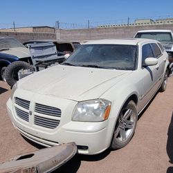 2005 Dodge Magnum Rt 