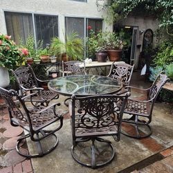 Patio Table And Chairs 