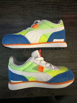 New Puma my toddler shoes. Size 7C.