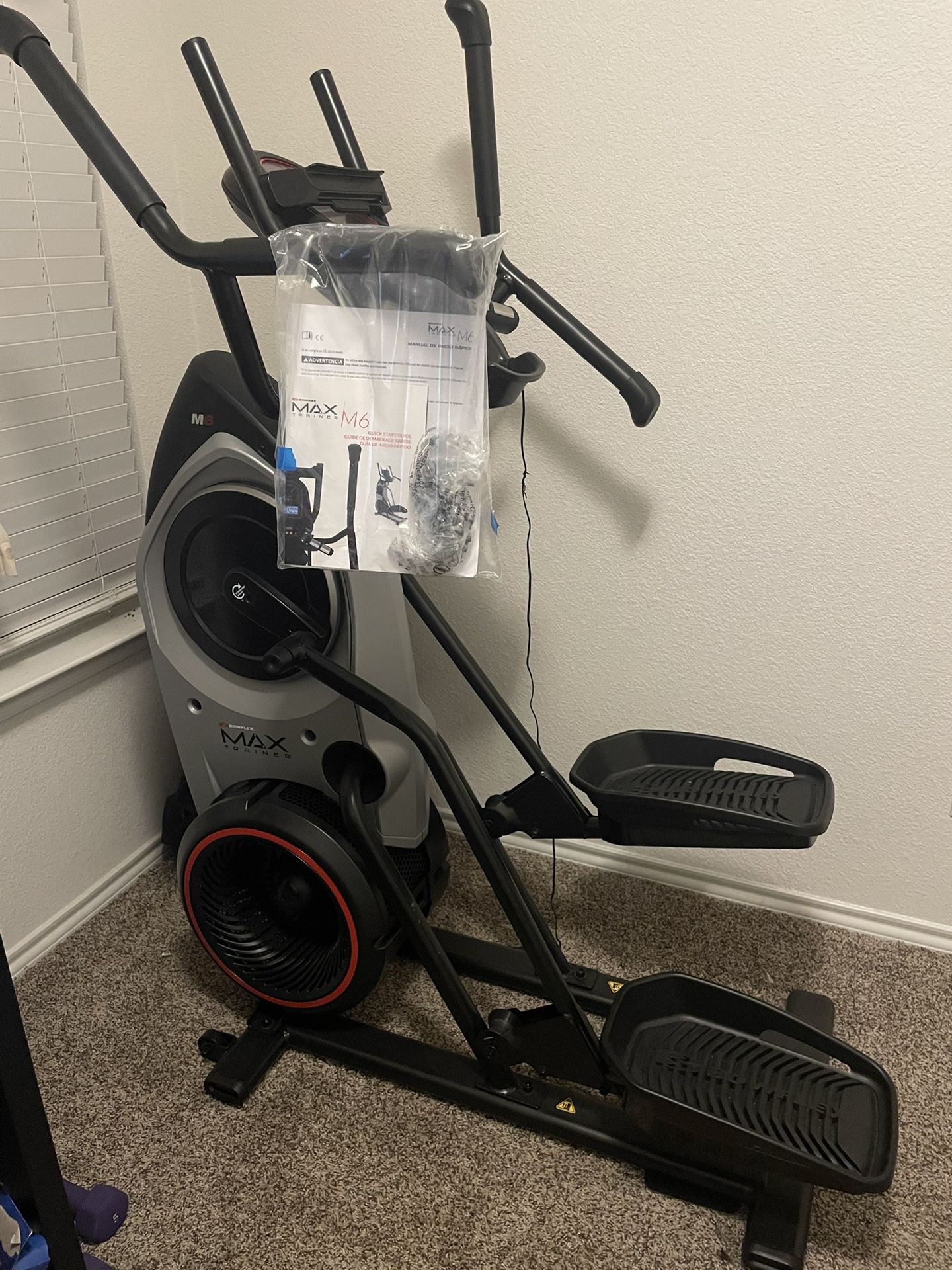 M6 Bow flex Max Trainer