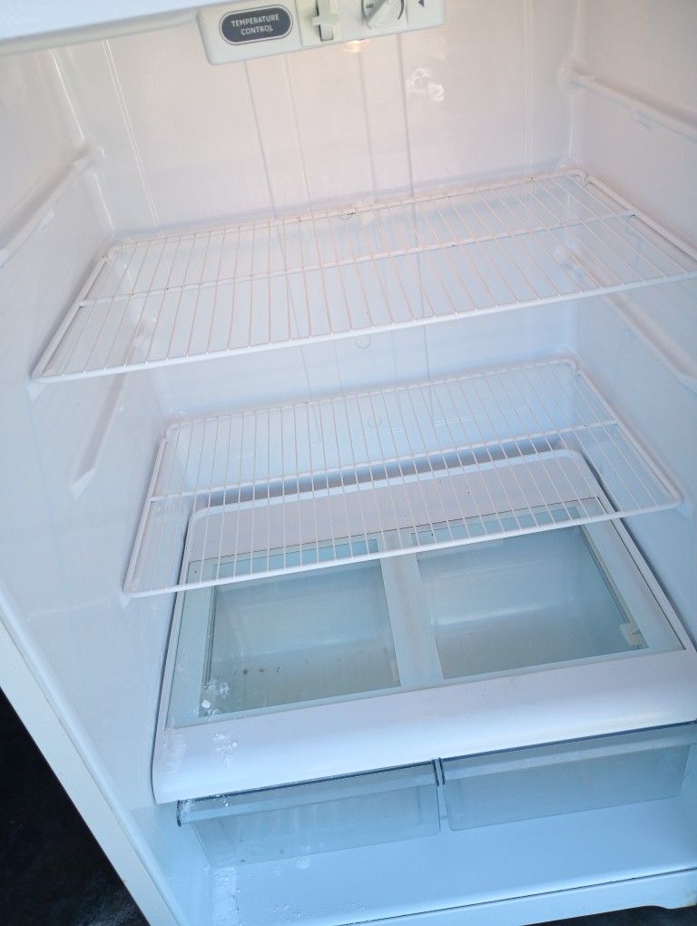 Apartment Size Refrigerator