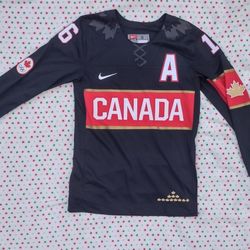 Nike Team Canada 2014 J Toews Olympics Mens Small Jersey Black Hockey Canada NWT