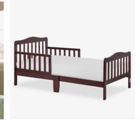 Free Toddler kid bed wood