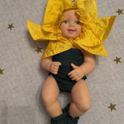 Anne Geddes Baby Daffodils