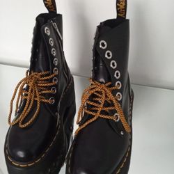 Womens Dr. Martens Jadon Max Platform Boot - Black - Size 8