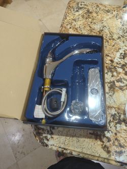 Kraus Pull Out Kitchen Faucet Chrome New