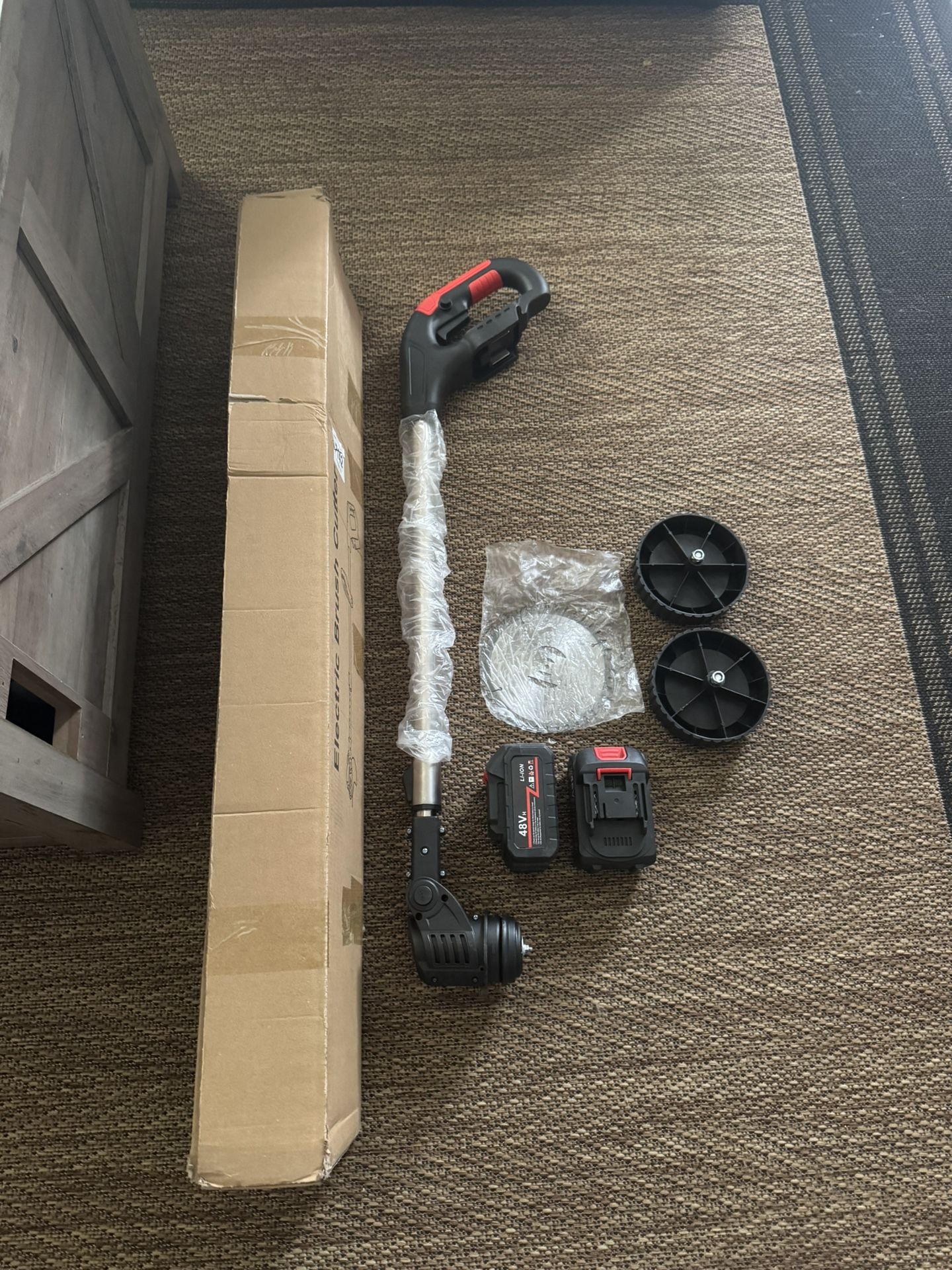 Electric bush cutter