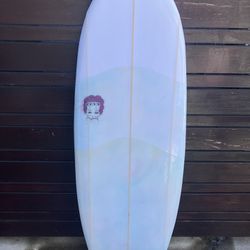 5’4” Mini Simmons Surfboard