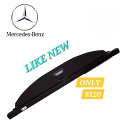 2025 Mercedes Retracting Cargo Cover