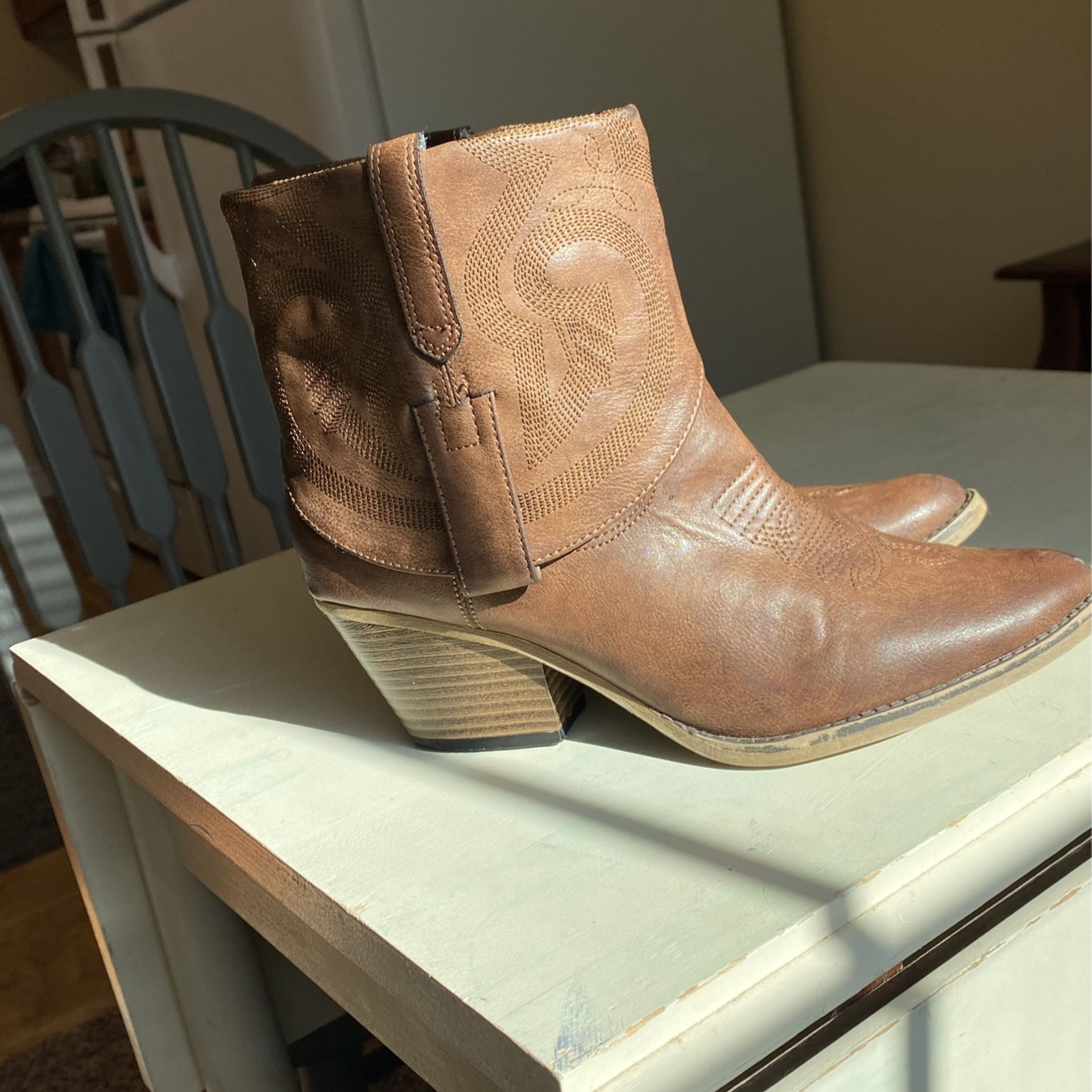 Ankle Boot Western Style