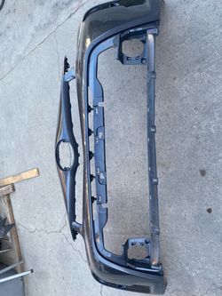 2015-2017 Toyota Prius V Front Bumper