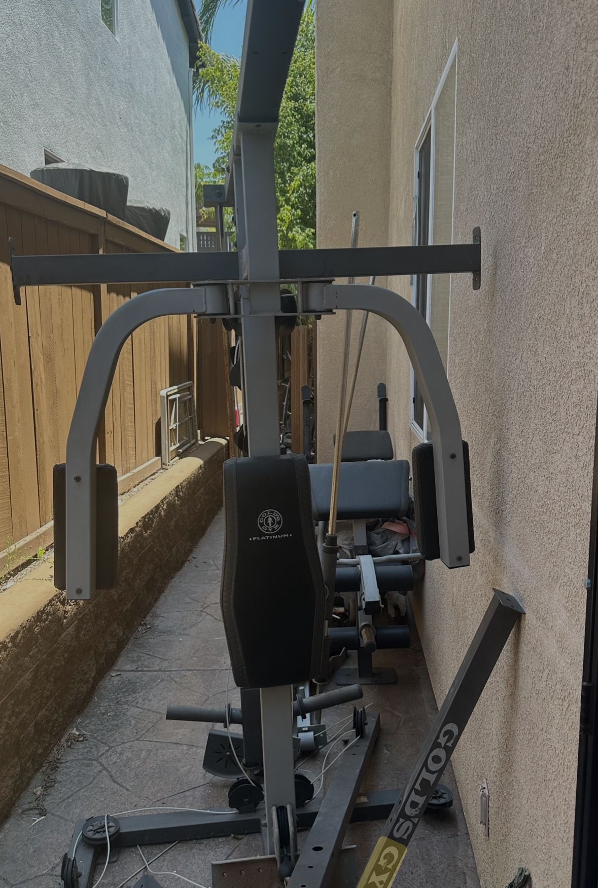 Gold’s Gym Platinum Home GYM & Bench