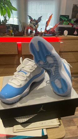 Jordan 11 unc  low size 9