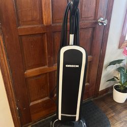 Oreck Elevate : Vacuum Cleaner Carpet & Hard Floor