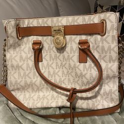 Michael Kors Hand Bag Excellent Condition