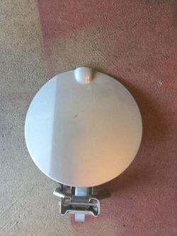 Gas cover 2006 mustang gt