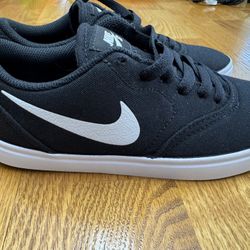 Brand New Nike SB Canvas Shoes, Youth 5.5