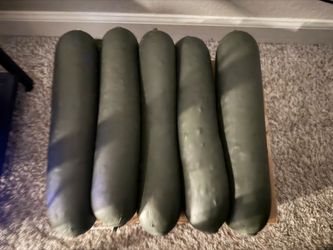 Squeezy Sunny Days Stretchy Pickle x1