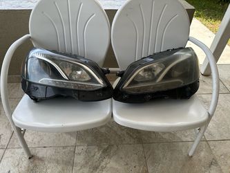 2014 Mercedes-Benz E350 Headlights