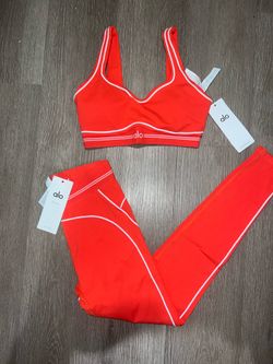 Red Yoga Alo set (Read description)