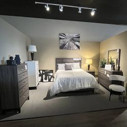 Grey 4PC Queen Bedroom Set 