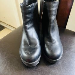 Boots Shoes Size 7