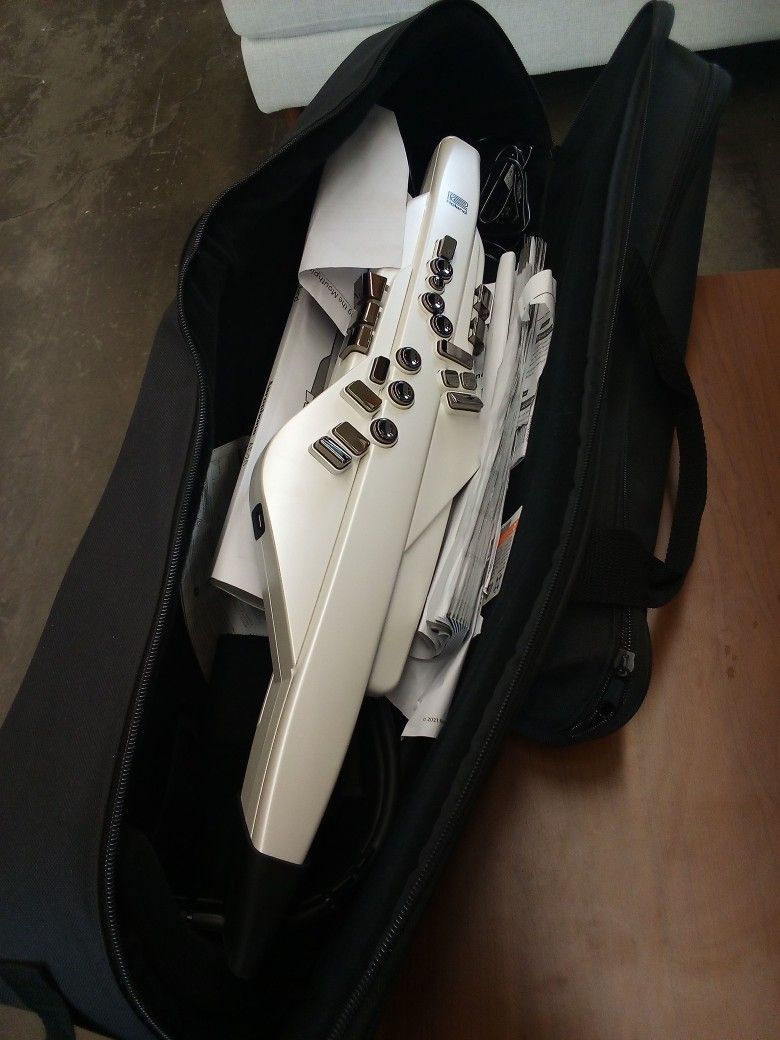 Roland Aerophone