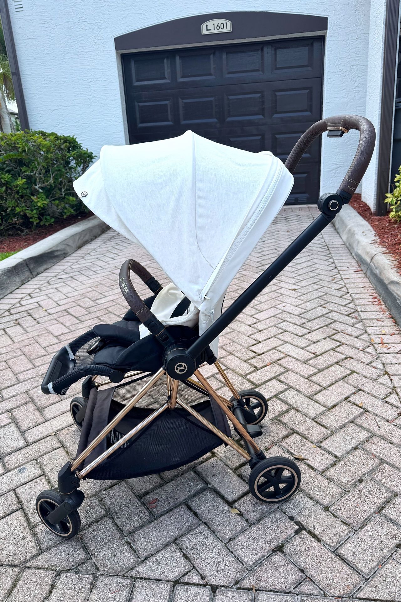 CYBEX MIOS 3 Stroller β Rose Gold Frame & Sepia White Seat Pack