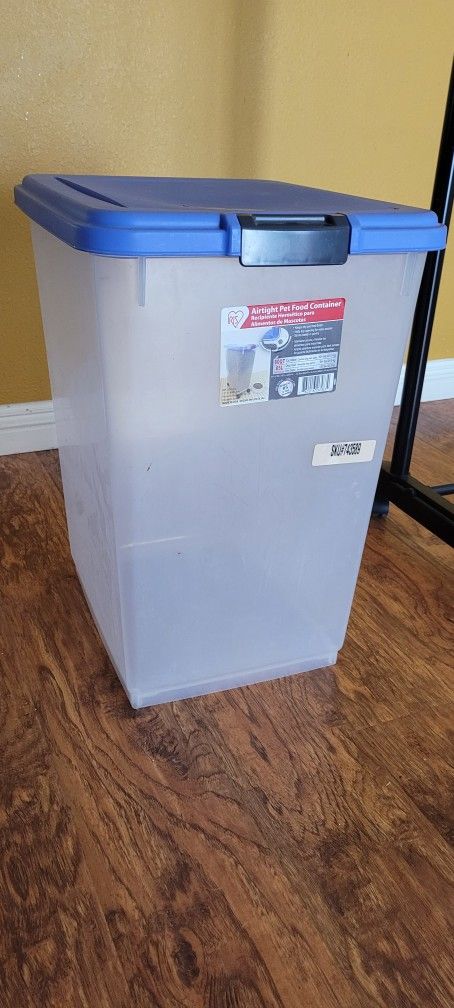 airtight Pet food container 50 lbs