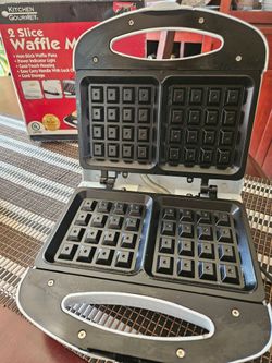 2-slice gourmet waffle iron