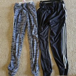 NEW.....Women's Size Small Pants 