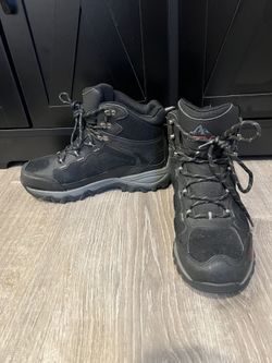 Nortiv 8 Men’s Hiking Boots Size 7.5